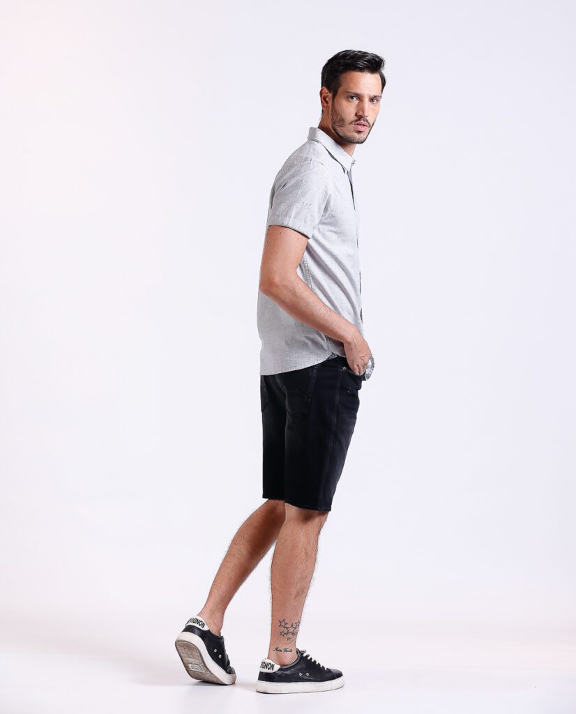 Fotografía de Moda DDC Estudio Nicolás Villa Fotógrafo chevignon Servicio de fotografía profesional de moda